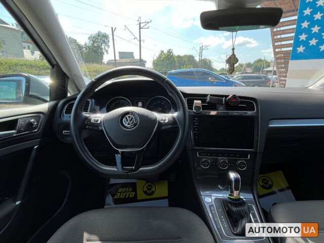 Сірий Фольксваген e-Golf, об'ємом двигуна 36 л та пробігом 99 тис. км за 14250 $, фото 15 на Automoto.ua