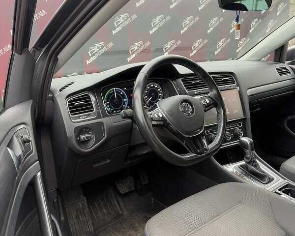 Сірий Фольксваген e-Golf, об'ємом двигуна 0 л та пробігом 161 тис. км за 13100 $, фото 23 на Automoto.ua