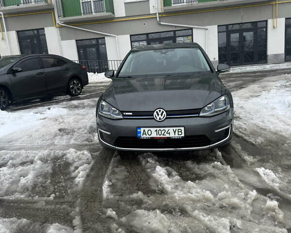 Сірий Фольксваген e-Golf, об'ємом двигуна 0 л та пробігом 72 тис. км за 12500 $, фото 1 на Automoto.ua