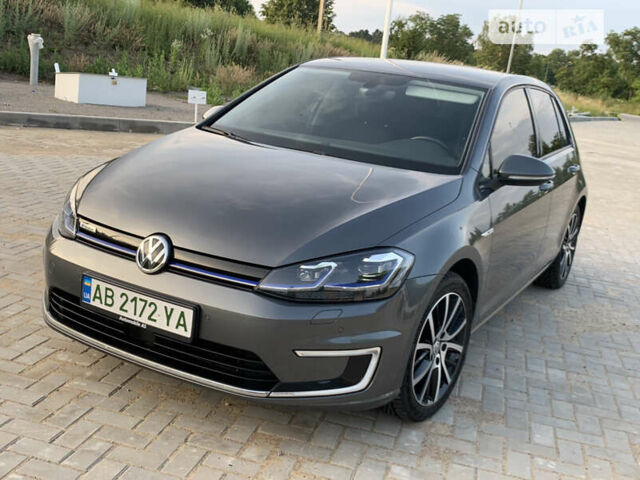 Серый Фольксваген e-Golf, объемом двигателя 0 л и пробегом 109 тыс. км за 14200 $, фото 13 на Automoto.ua