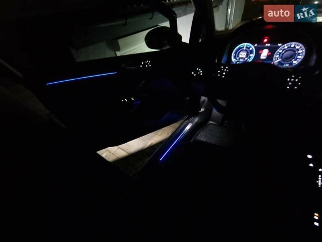 Серый Фольксваген e-Golf, объемом двигателя 0 л и пробегом 133 тыс. км за 12200 $, фото 1 на Automoto.ua