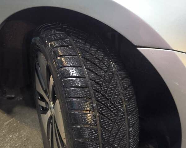 Серый Фольксваген e-Golf, объемом двигателя 0 л и пробегом 85 тыс. км за 14500 $, фото 10 на Automoto.ua