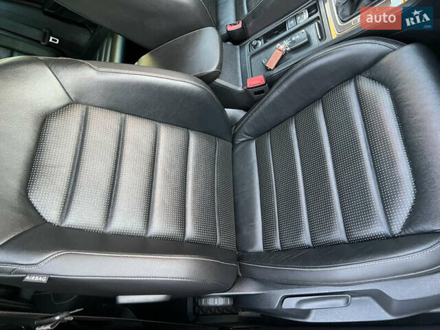 Серый Фольксваген e-Golf, объемом двигателя 0 л и пробегом 149 тыс. км за 12999 $, фото 42 на Automoto.ua