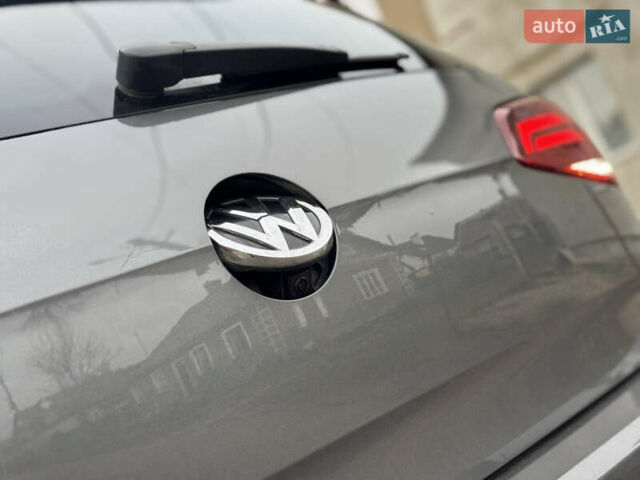 Сірий Фольксваген e-Golf, об'ємом двигуна 0 л та пробігом 200 тис. км за 11777 $, фото 26 на Automoto.ua