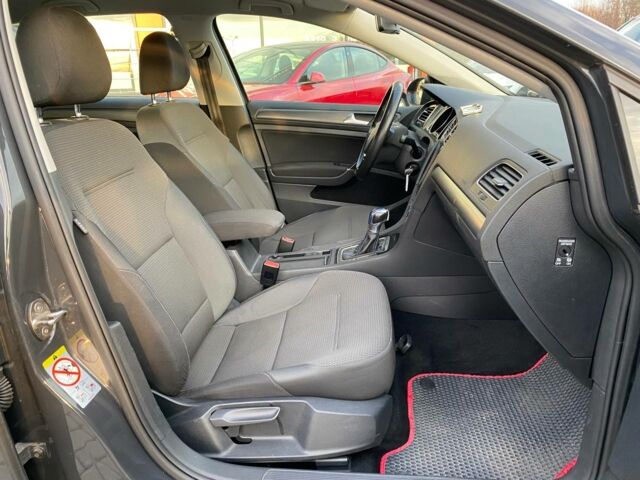 Сірий Фольксваген e-Golf, об'ємом двигуна 0 л та пробігом 22 тис. км за 13800 $, фото 24 на Automoto.ua