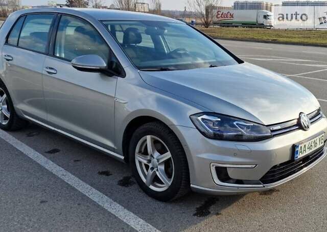 Сірий Фольксваген e-Golf, об'ємом двигуна 0 л та пробігом 72 тис. км за 15999 $, фото 5 на Automoto.ua