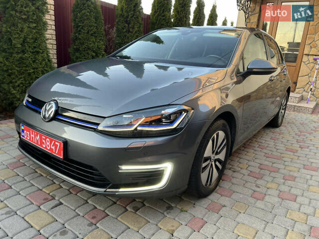 Серый Фольксваген e-Golf, объемом двигателя 0 л и пробегом 149 тыс. км за 12999 $, фото 56 на Automoto.ua