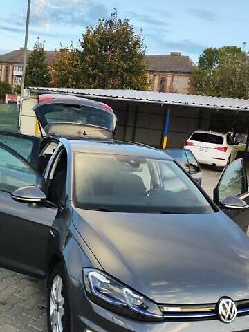 Сірий Фольксваген e-Golf, об'ємом двигуна 0 л та пробігом 91 тис. км за 15100 $, фото 10 на Automoto.ua