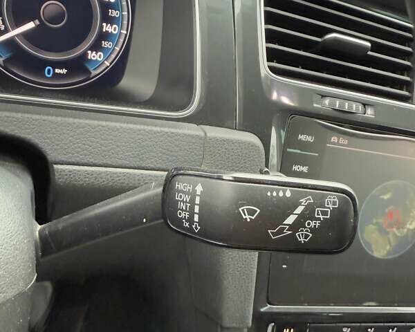 Сірий Фольксваген e-Golf, об'ємом двигуна 0 л та пробігом 161 тис. км за 13100 $, фото 27 на Automoto.ua