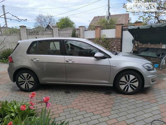 Сірий Фольксваген e-Golf, об'ємом двигуна 0 л та пробігом 32 тис. км за 17700 $, фото 11 на Automoto.ua