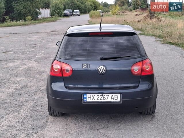 Серый Фольксваген e-Golf, объемом двигателя 0 л и пробегом 143 тыс. км за 12500 $, фото 3 на Automoto.ua