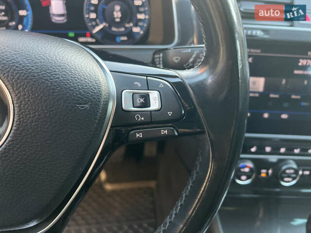 Серый Фольксваген e-Golf, объемом двигателя 0 л и пробегом 149 тыс. км за 12999 $, фото 17 на Automoto.ua