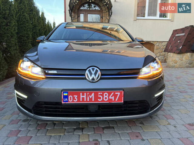 Серый Фольксваген e-Golf, объемом двигателя 0 л и пробегом 149 тыс. км за 12999 $, фото 72 на Automoto.ua