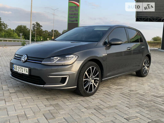 Серый Фольксваген e-Golf, объемом двигателя 0 л и пробегом 109 тыс. км за 14200 $, фото 25 на Automoto.ua