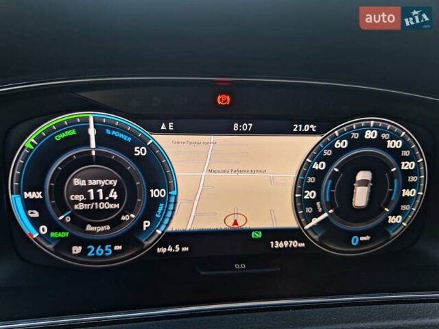 Серый Фольксваген e-Golf, объемом двигателя 0 л и пробегом 160 тыс. км за 13100 $, фото 7 на Automoto.ua