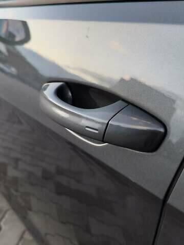 Сірий Фольксваген e-Golf, об'ємом двигуна 0 л та пробігом 91 тис. км за 15100 $, фото 20 на Automoto.ua