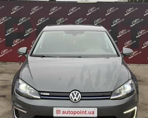 Сірий Фольксваген e-Golf, об'ємом двигуна 0 л та пробігом 161 тис. км за 13100 $, фото 1 на Automoto.ua