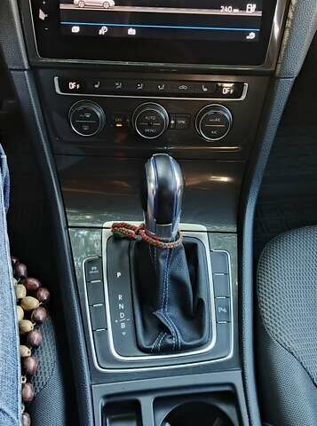 Сірий Фольксваген e-Golf, об'ємом двигуна 0 л та пробігом 120 тис. км за 11500 $, фото 7 на Automoto.ua