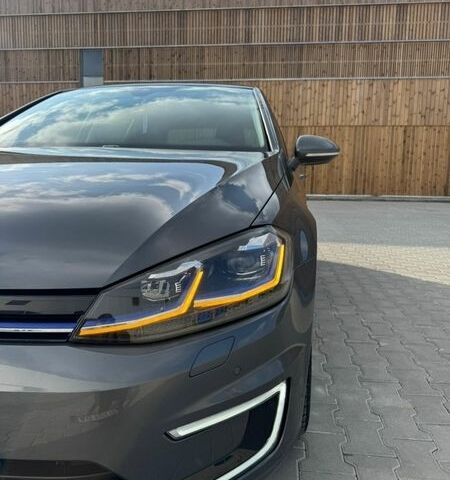 Сірий Фольксваген e-Golf, об'ємом двигуна 0 л та пробігом 75 тис. км за 11400 $, фото 3 на Automoto.ua