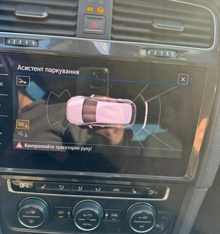 Сірий Фольксваген e-Golf, об'ємом двигуна 0 л та пробігом 75 тис. км за 11400 $, фото 22 на Automoto.ua