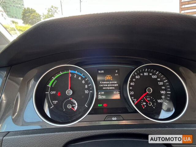 Сірий Фольксваген e-Golf, об'ємом двигуна 36 л та пробігом 99 тис. км за 14250 $, фото 13 на Automoto.ua