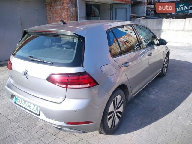 Серый Фольксваген e-Golf, объемом двигателя 0 л и пробегом 109 тыс. км за 12800 $, фото 9 на Automoto.ua