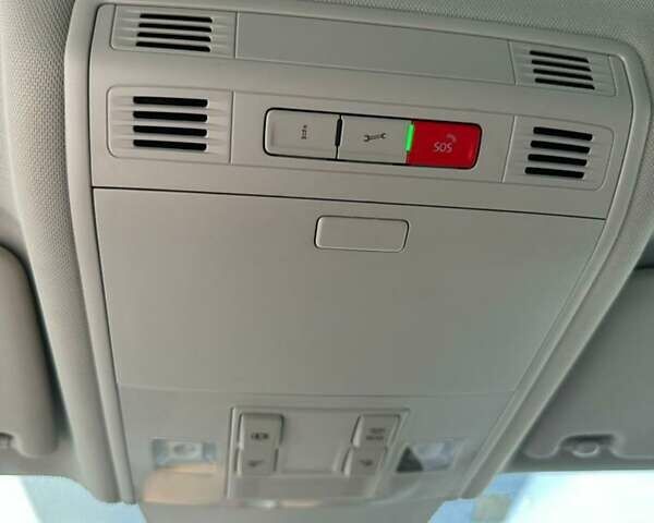 Серый Фольксваген e-Golf, объемом двигателя 0 л и пробегом 125 тыс. км за 14999 $, фото 16 на Automoto.ua