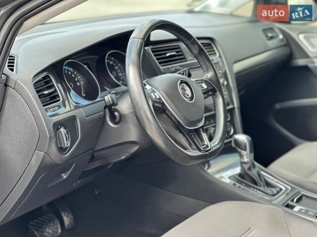 Сірий Фольксваген e-Golf, об'ємом двигуна 0 л та пробігом 159 тис. км за 11500 $, фото 24 на Automoto.ua