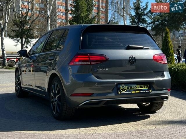 Серый Фольксваген e-Golf, объемом двигателя 0 л и пробегом 132 тыс. км за 13900 $, фото 4 на Automoto.ua