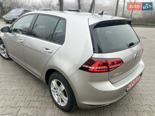 Серый Фольксваген e-Golf, объемом двигателя 0 л и пробегом 115 тыс. км за 9600 $, фото 6 на Automoto.ua