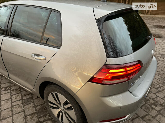 Сірий Фольксваген e-Golf, об'ємом двигуна 0 л та пробігом 214 тис. км за 10500 $, фото 6 на Automoto.ua