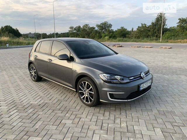Серый Фольксваген e-Golf, объемом двигателя 0 л и пробегом 109 тыс. км за 14200 $, фото 5 на Automoto.ua