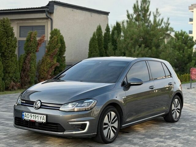 Серый Фольксваген e-Golf, объемом двигателя 0 л и пробегом 151 тыс. км за 13900 $, фото 15 на Automoto.ua