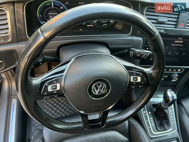 Серый Фольксваген e-Golf, объемом двигателя 0 л и пробегом 149 тыс. км за 12999 $, фото 13 на Automoto.ua