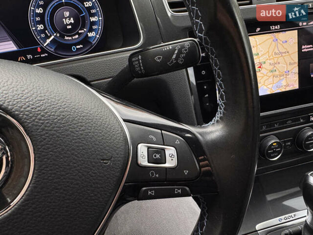 Сірий Фольксваген e-Golf, об'ємом двигуна 0 л та пробігом 190 тис. км за 11500 $, фото 16 на Automoto.ua