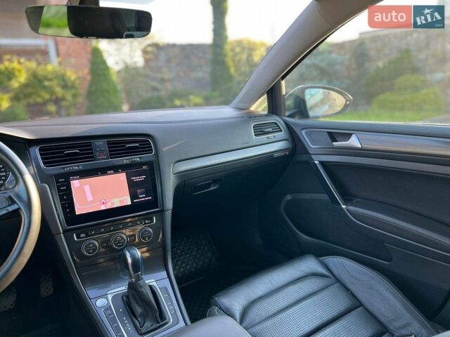 Сірий Фольксваген e-Golf, об'ємом двигуна 0 л та пробігом 163 тис. км за 11300 $, фото 14 на Automoto.ua