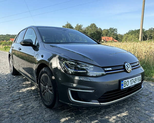 Серый Фольксваген e-Golf, объемом двигателя 0 л и пробегом 155 тыс. км за 17200 $, фото 21 на Automoto.ua