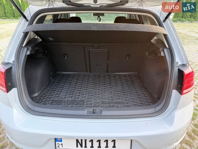 Серый Фольксваген e-Golf, объемом двигателя 0 л и пробегом 36 тыс. км за 12000 $, фото 16 на Automoto.ua