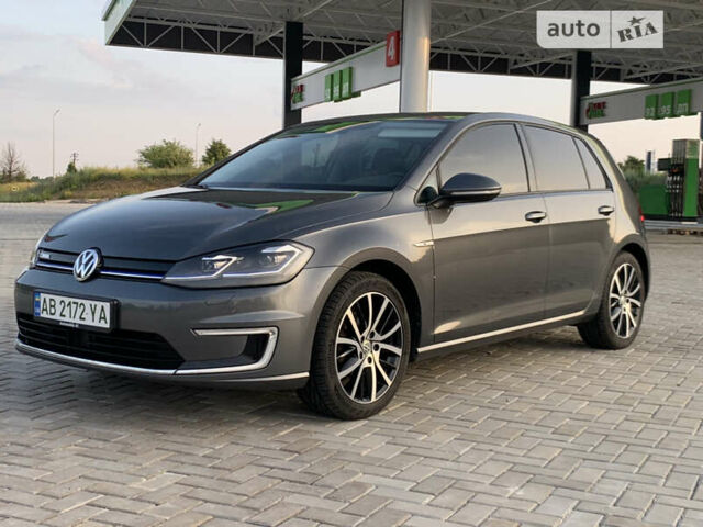Серый Фольксваген e-Golf, объемом двигателя 0 л и пробегом 109 тыс. км за 14200 $, фото 11 на Automoto.ua