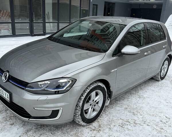 Сірий Фольксваген e-Golf, об'ємом двигуна 0 л та пробігом 101 тис. км за 12800 $, фото 14 на Automoto.ua