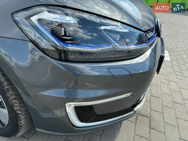 Сірий Фольксваген e-Golf, об'ємом двигуна 0 л та пробігом 159 тис. км за 11500 $, фото 15 на Automoto.ua