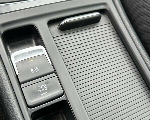 Сірий Фольксваген e-Golf, об'ємом двигуна 0 л та пробігом 161 тис. км за 12999 $, фото 28 на Automoto.ua