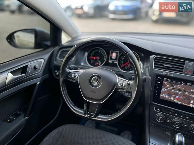 Сірий Фольксваген e-Golf, об'ємом двигуна 0 л та пробігом 124 тис. км за 14900 $, фото 14 на Automoto.ua