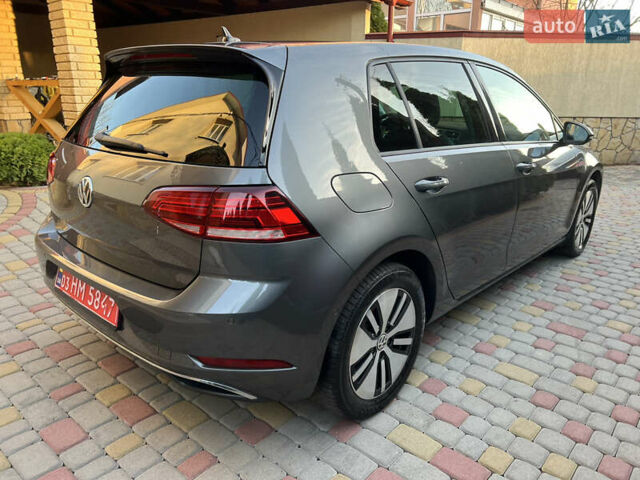 Серый Фольксваген e-Golf, объемом двигателя 0 л и пробегом 149 тыс. км за 12999 $, фото 9 на Automoto.ua