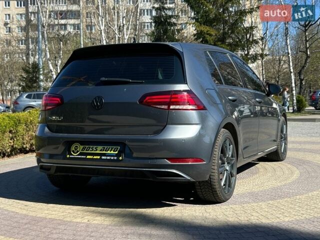 Серый Фольксваген e-Golf, объемом двигателя 0 л и пробегом 132 тыс. км за 13900 $, фото 6 на Automoto.ua