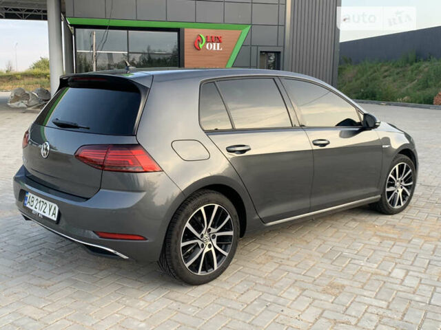 Серый Фольксваген e-Golf, объемом двигателя 0 л и пробегом 109 тыс. км за 14200 $, фото 19 на Automoto.ua