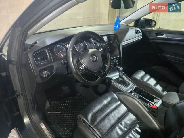 Сірий Фольксваген e-Golf, об'ємом двигуна 0 л та пробігом 148 тис. км за 12800 $, фото 54 на Automoto.ua