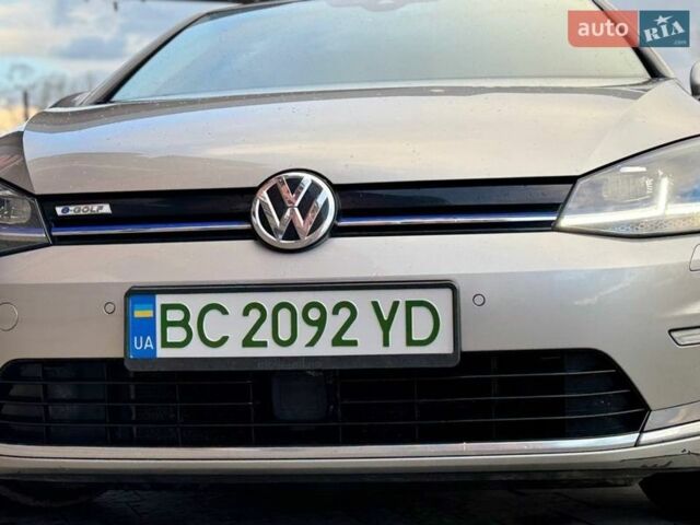 Серый Фольксваген e-Golf, объемом двигателя 0 л и пробегом 148 тыс. км за 11975 $, фото 20 на Automoto.ua