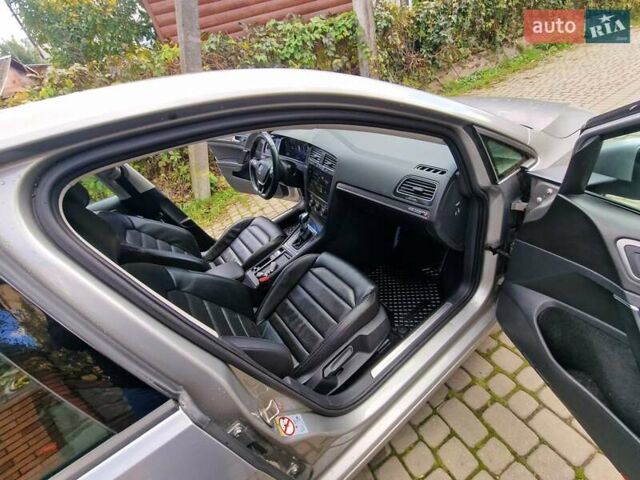 Серый Фольксваген e-Golf, объемом двигателя 0 л и пробегом 133 тыс. км за 12200 $, фото 35 на Automoto.ua