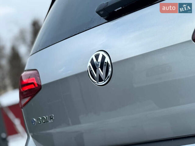 Серый Фольксваген e-Golf, объемом двигателя 0 л и пробегом 148 тыс. км за 12350 $, фото 26 на Automoto.ua
